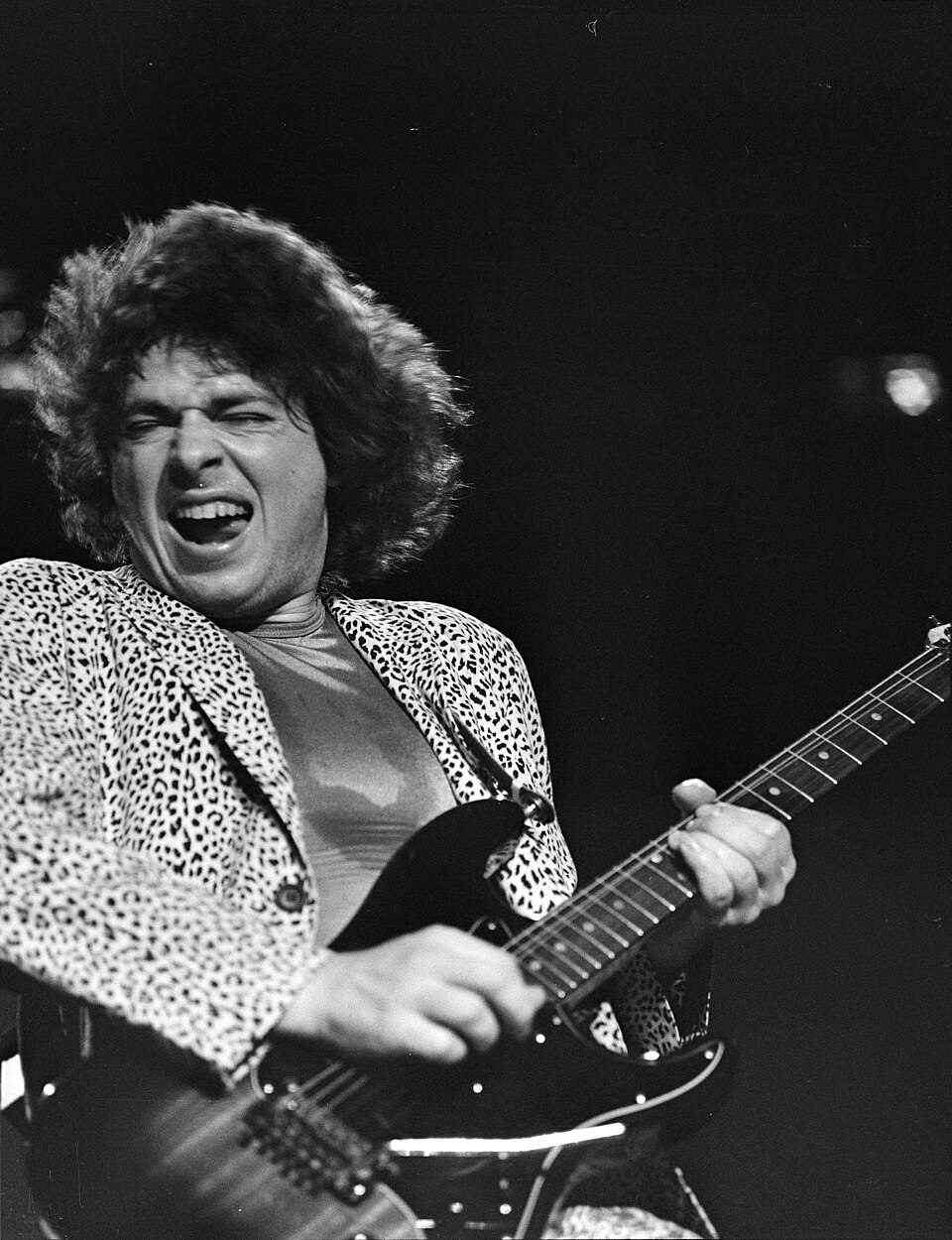 Steve Lukather performing during Toto's 1982 tour.